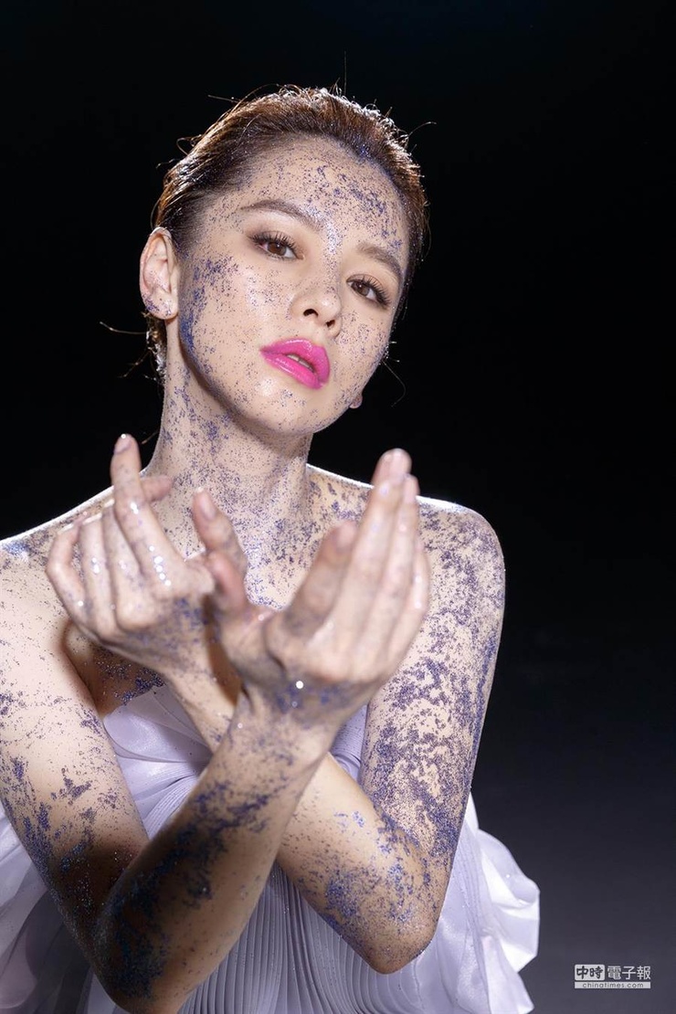 Vivian Hsu