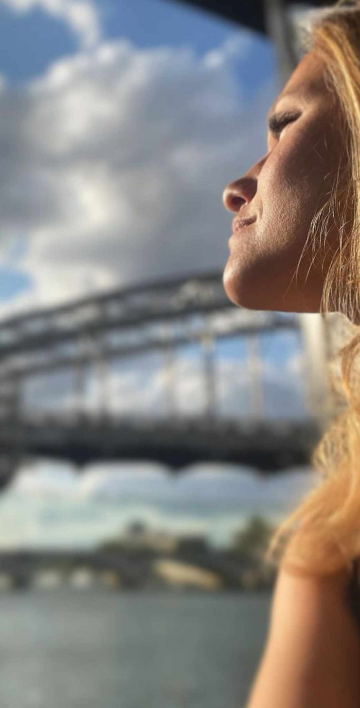 JULIA LIVAGE