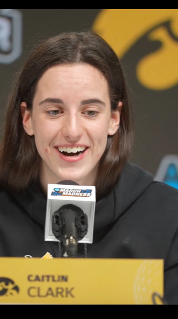 Caitlin Clark (ii)