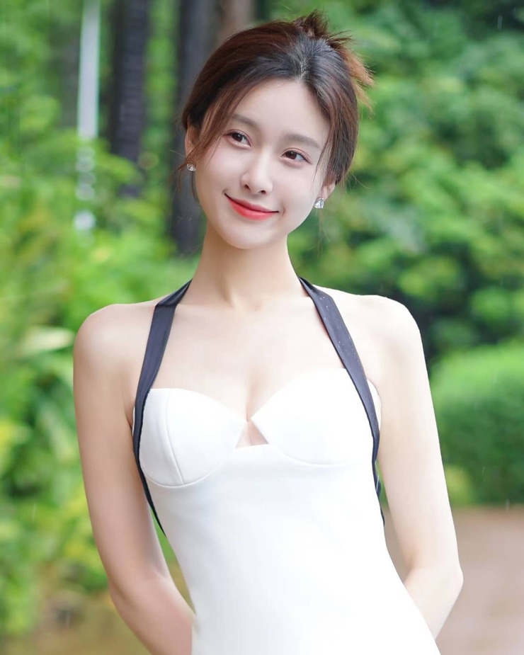 Zixuan Wang