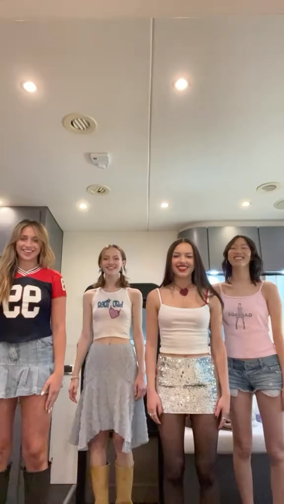 Iris Apatow