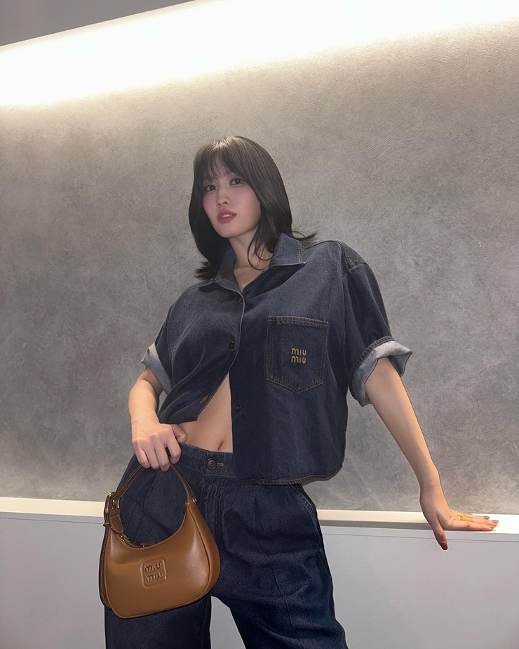 Hirai Momo