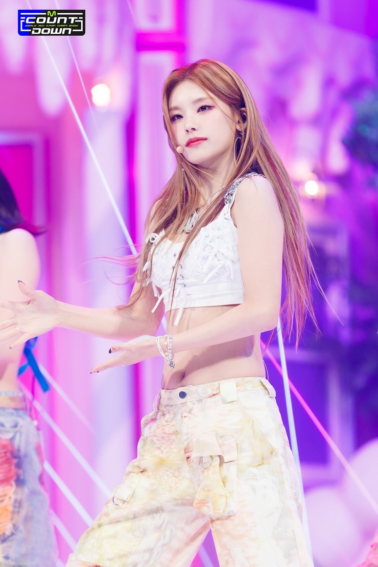 Hwang Yeji