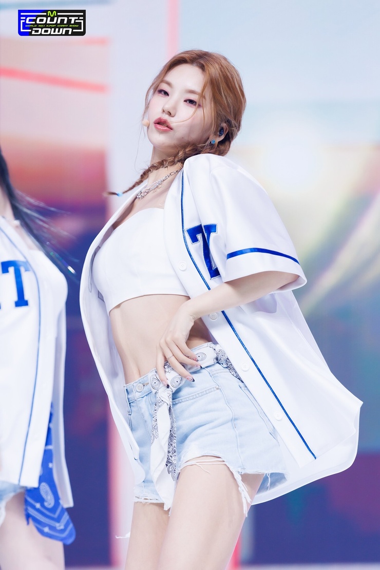Hwang Yeji