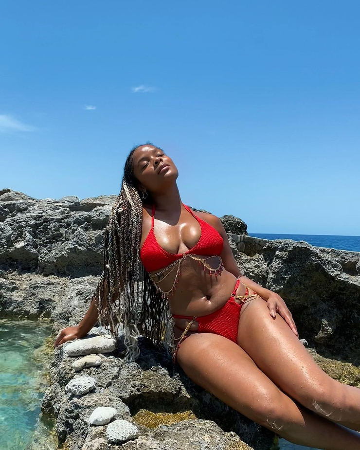 Ajiona Alexus
