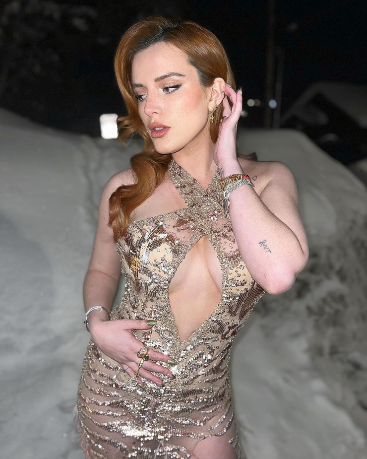 Bella Thorne Bella Thorne