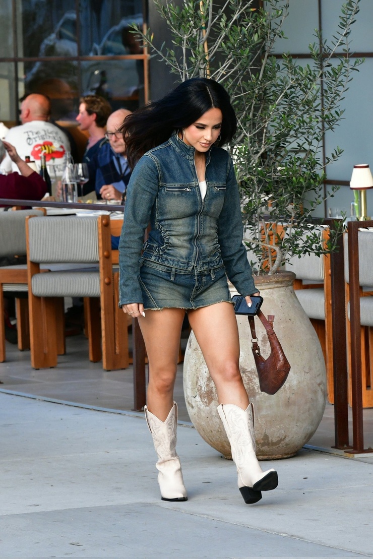 Becky G.