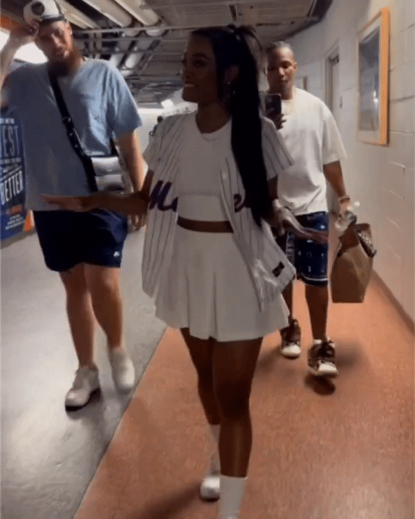 LaToya Tonodeo