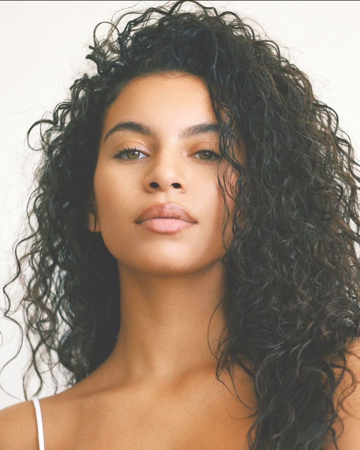 Arianna Barron Arianna Barron
