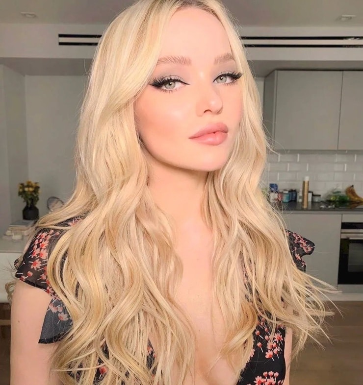 Image Of Dove Cameron 9565