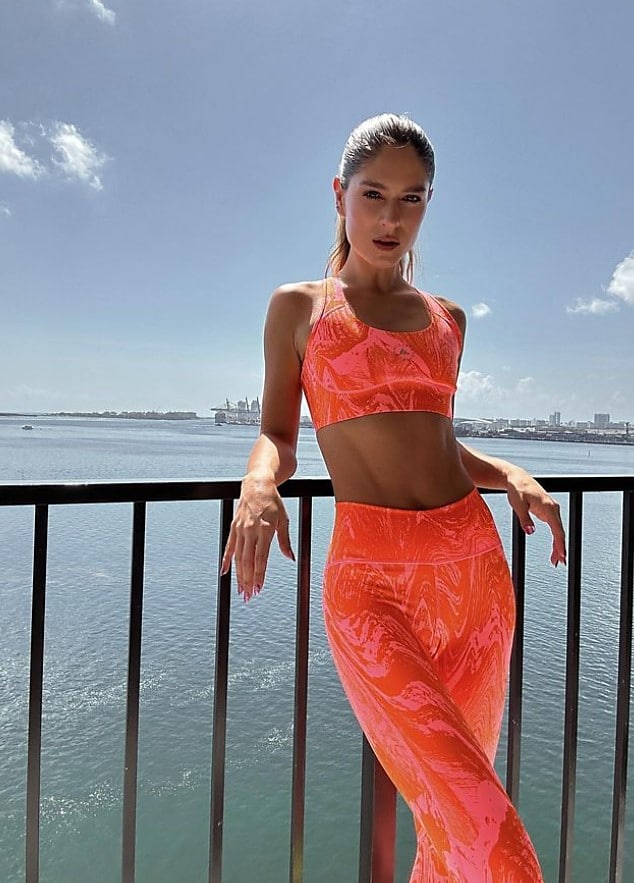 Laura Tobón