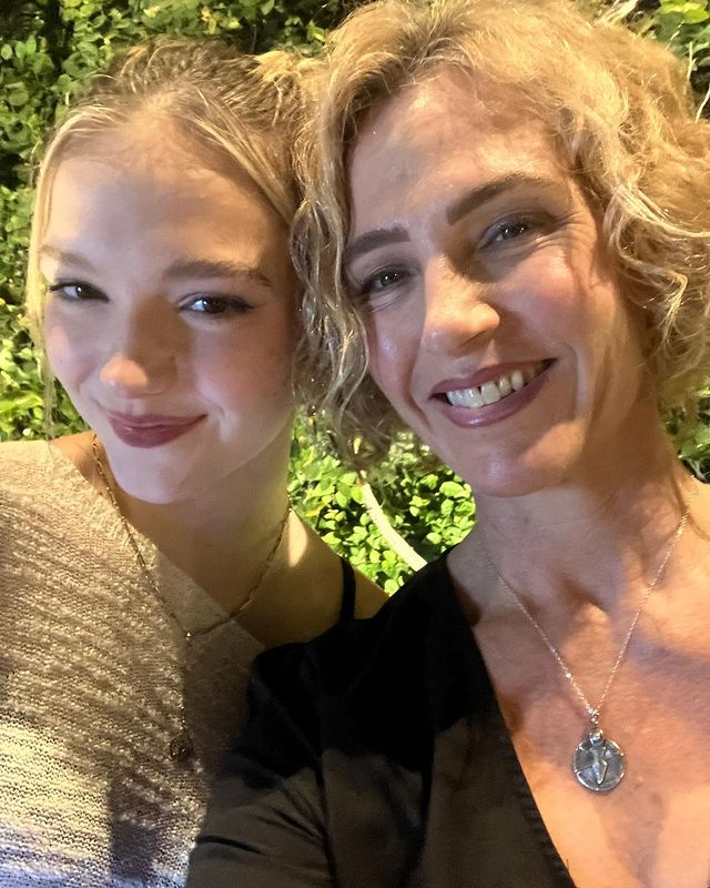 Jayden Bartels Jayden Bartels