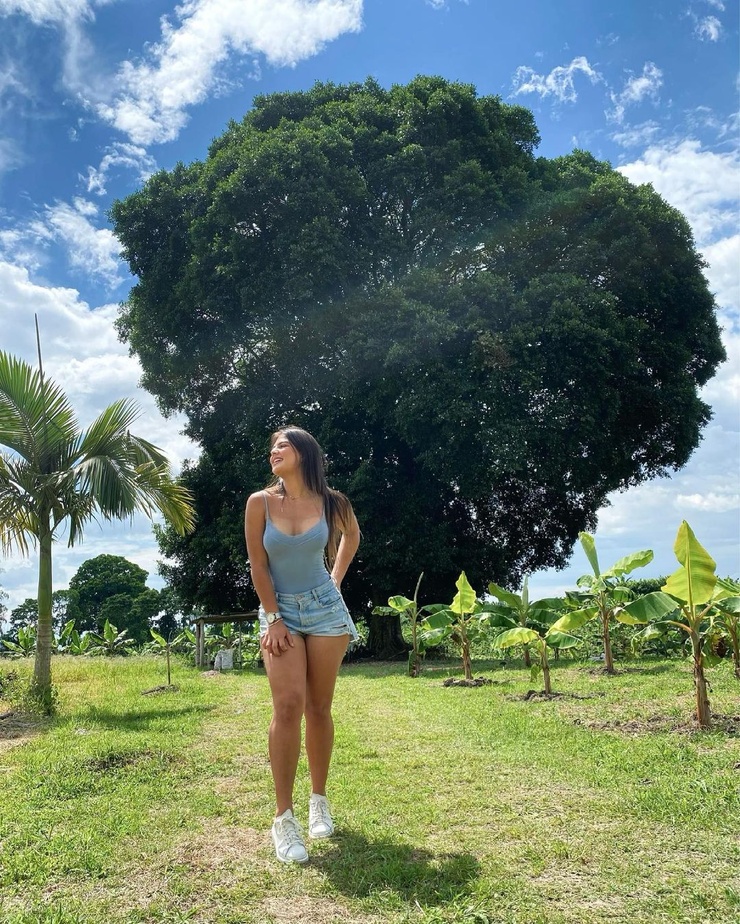 LAURA GIRALDO