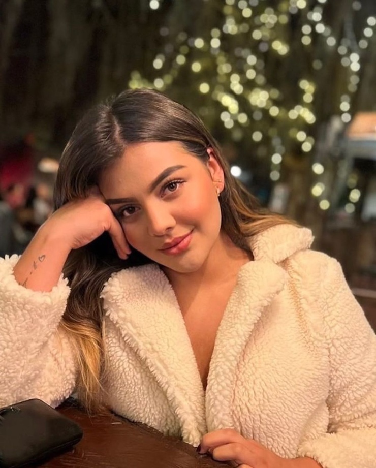 LAURA GIRALDO