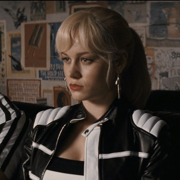 Envy Adams (Brie Larson)