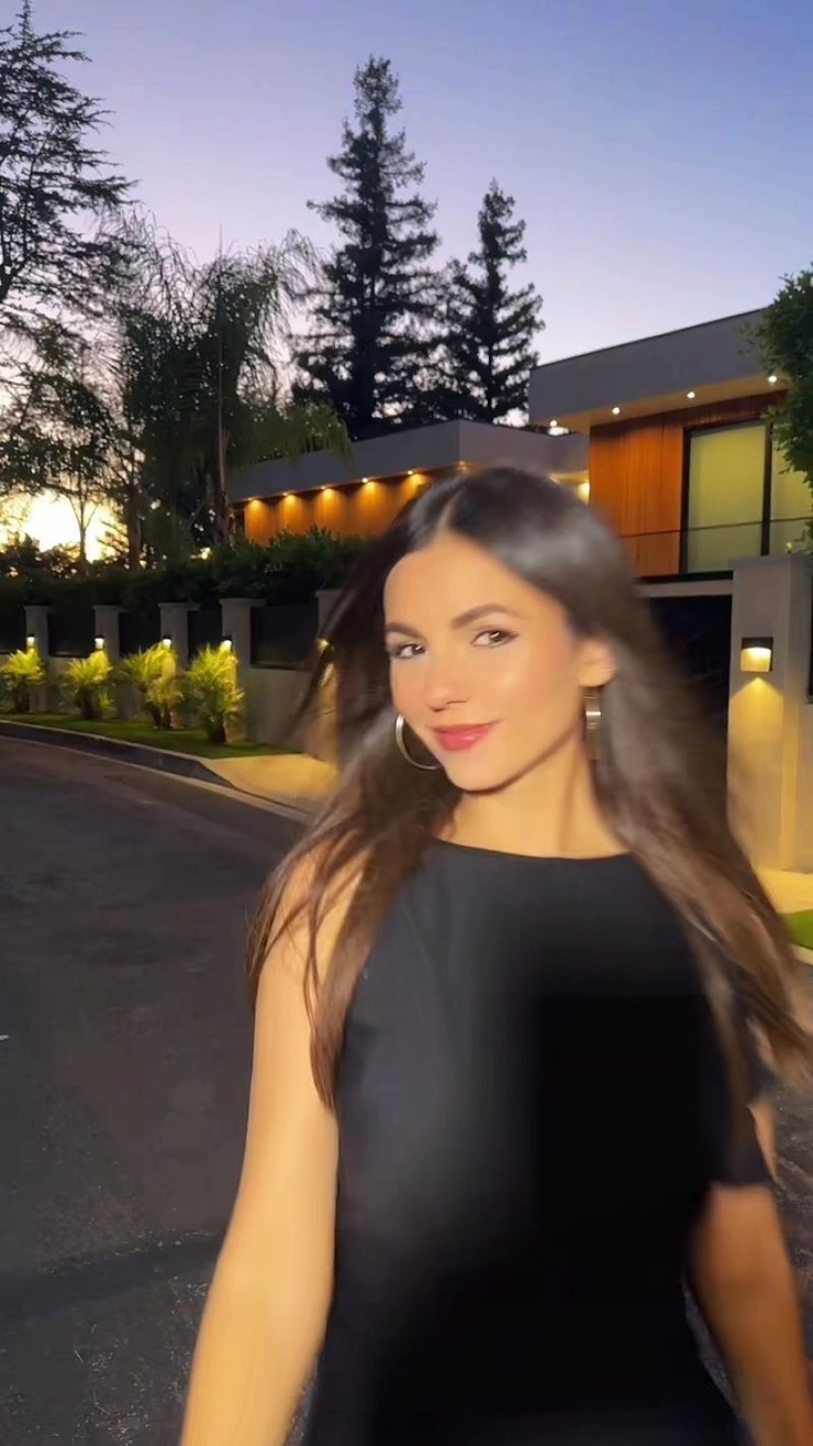 Victoria Justice Victoria Justice