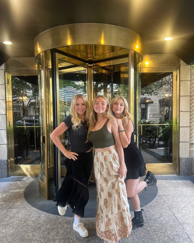 Natalie Alyn Lind