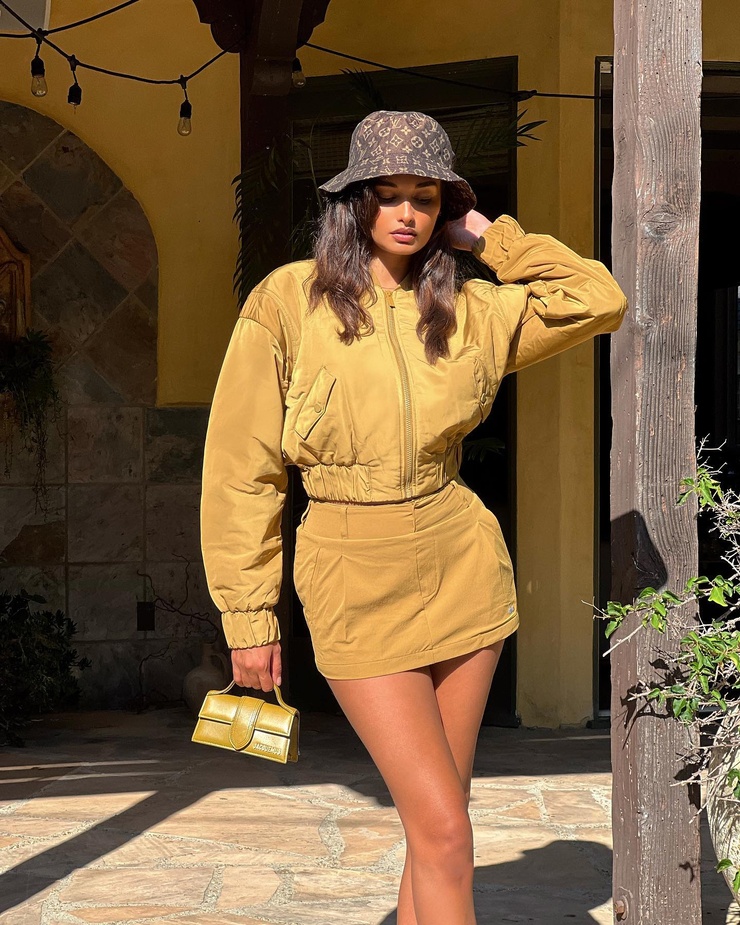 Gizele Oliveira Gizele Oliveira