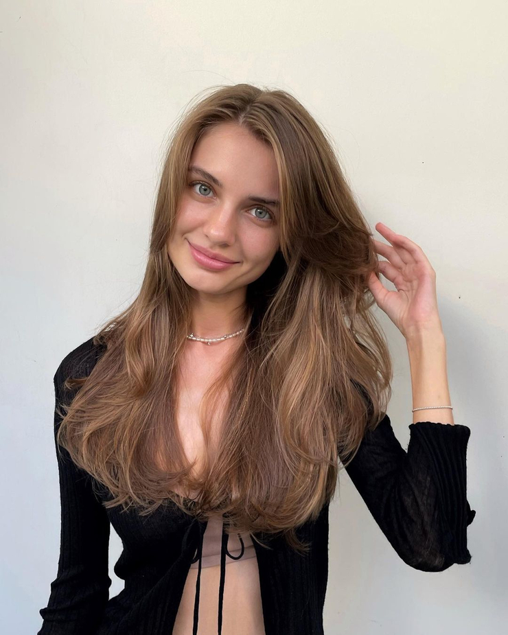 Snezhana Yanchenko Snezhana Yanchenko