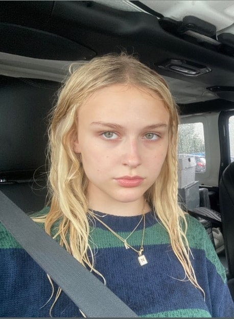 Alyvia Alyn Lind