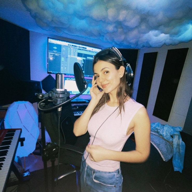 Victoria Justice Victoria Justice
