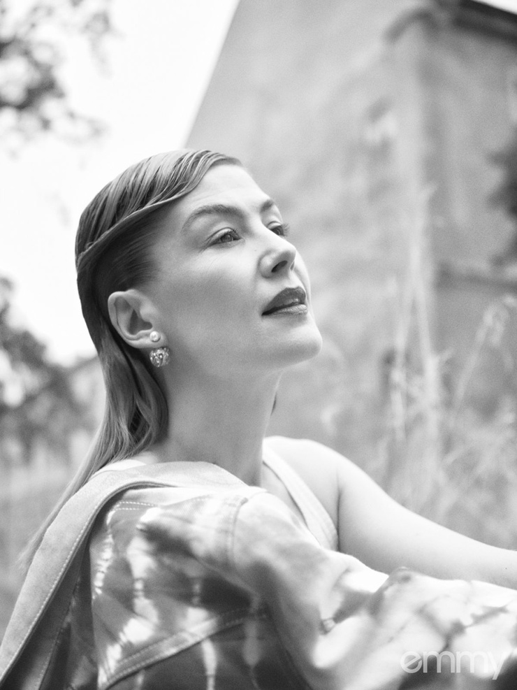 Rosamund Pike