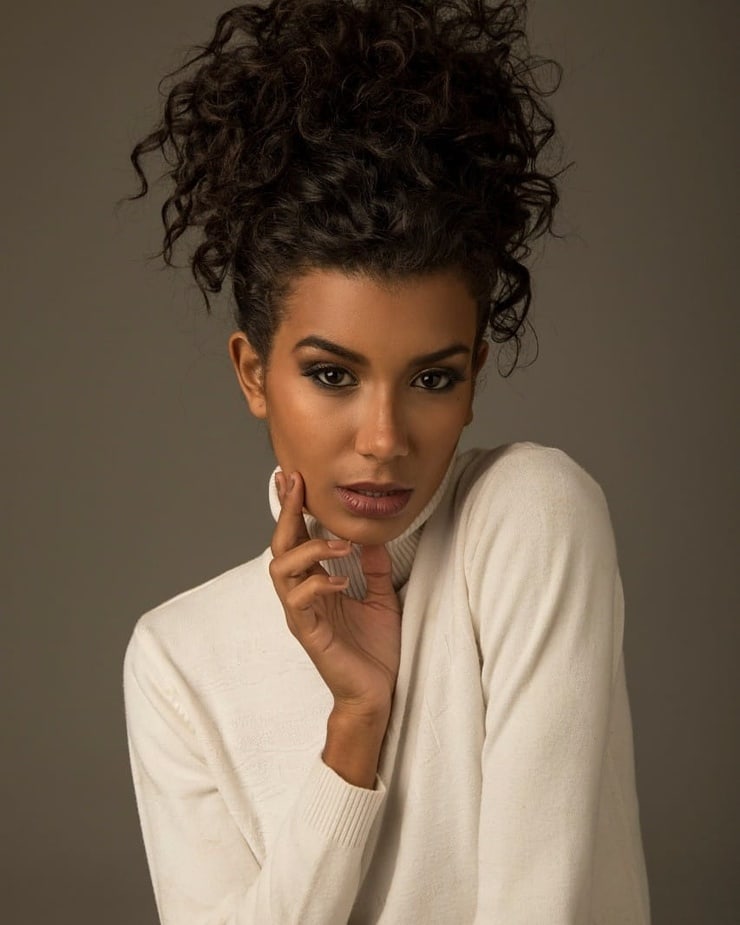 Paula Rodrigues
