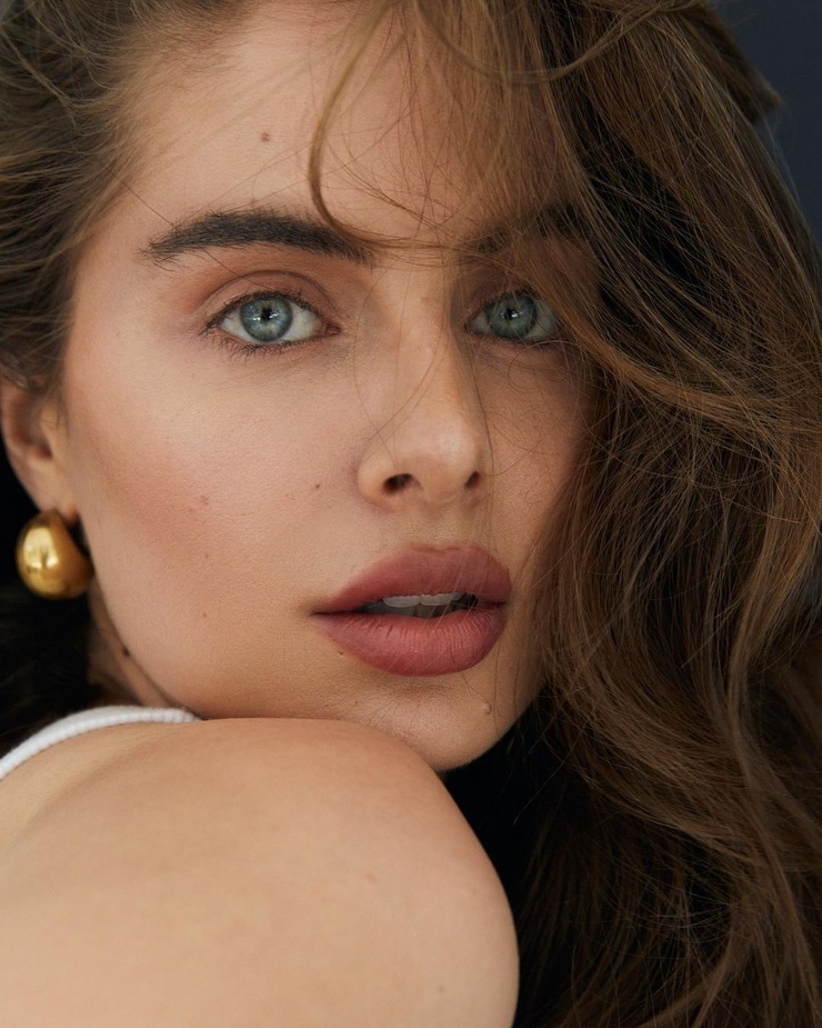 Nicole Sietsema Nicole Sietsema