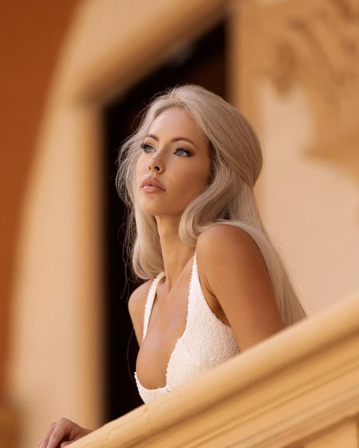 Amanda Taylor (Model)