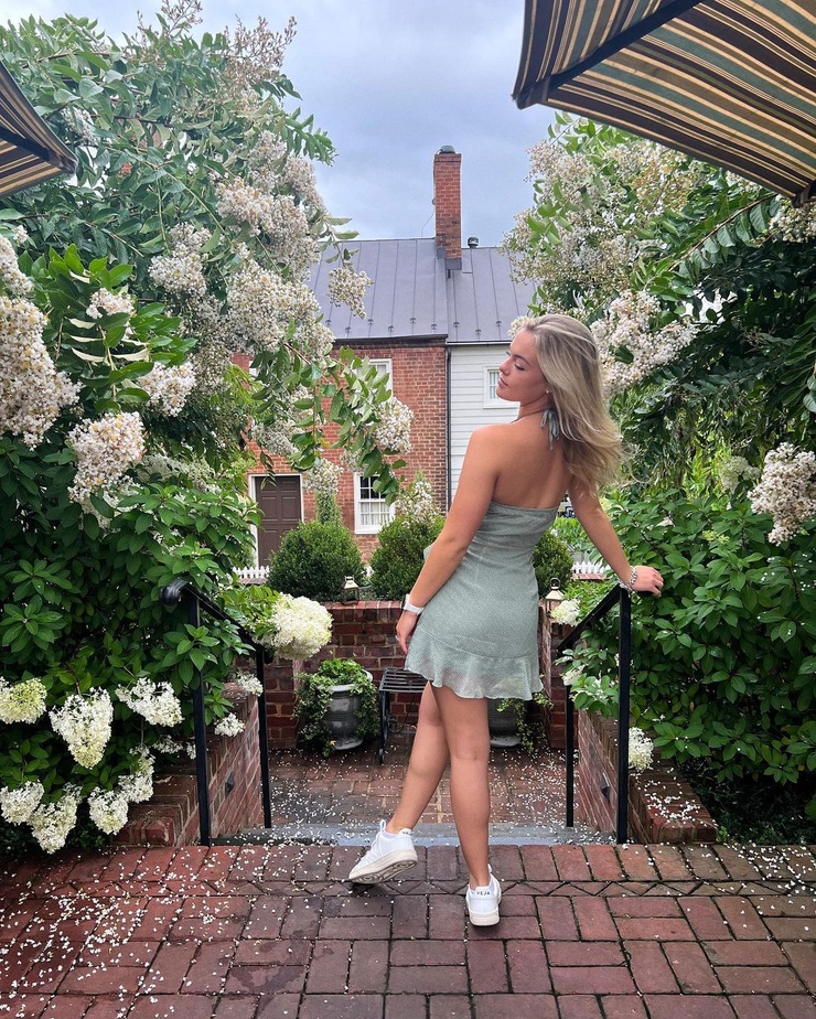 Isabella Alexander