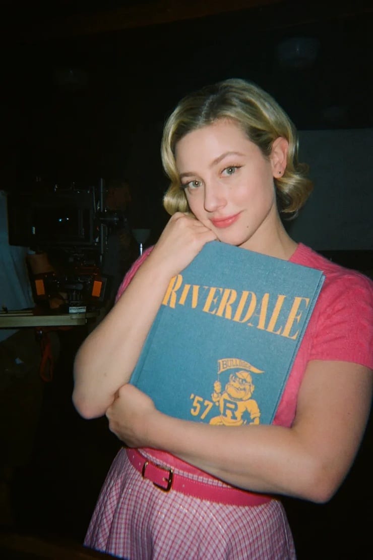 Lili Reinhart