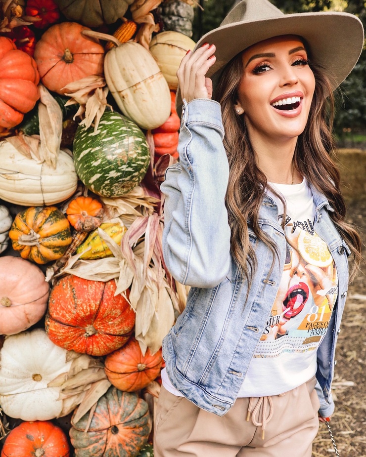 Picture of Amanda Paris