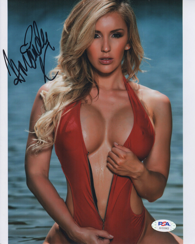 Picture of Amanda Paris