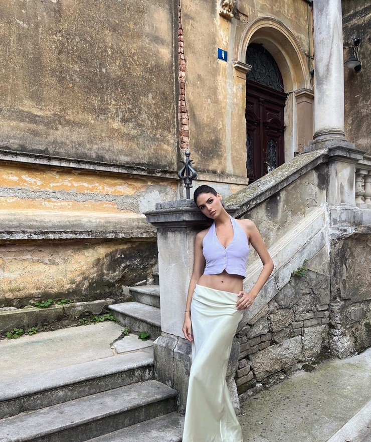 Bojana Krsmanovic Bojana Krsmanovic