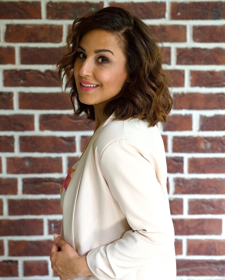 Nina Moghaddam Image nina-moghaddam-image