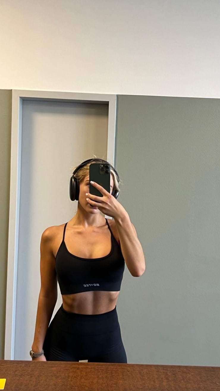 Alexa Breit