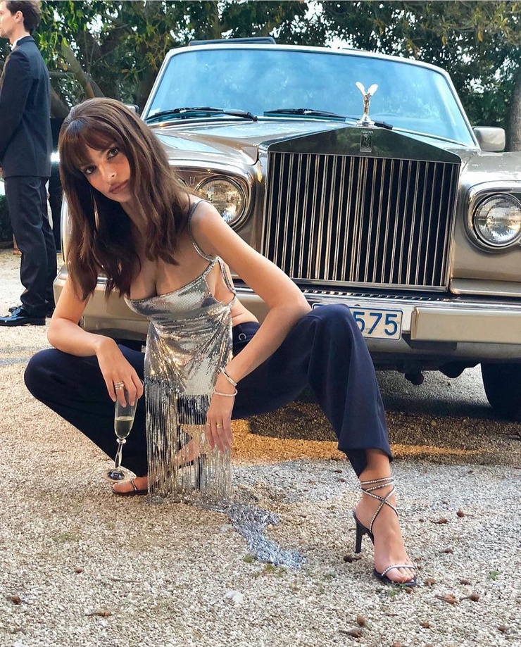 Emily Ratajkowski