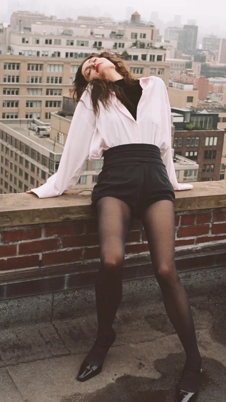 Phoebe Tonkin