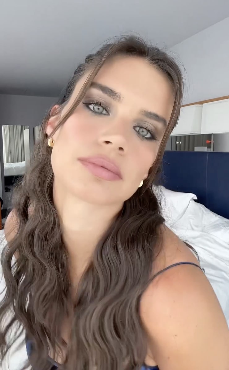 Sara Sampaio Sara Sampaio
