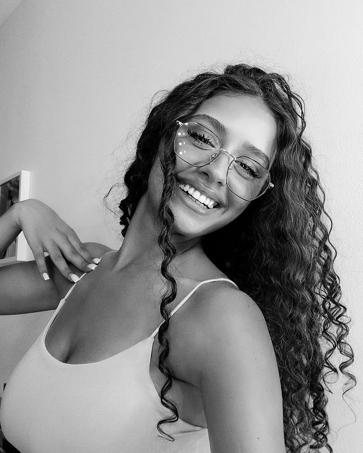 Débora Gomes