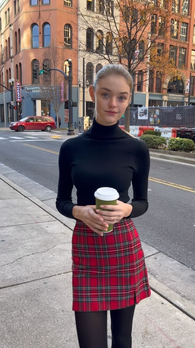 Willow Hand