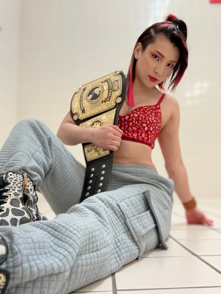 Hikaru Shida