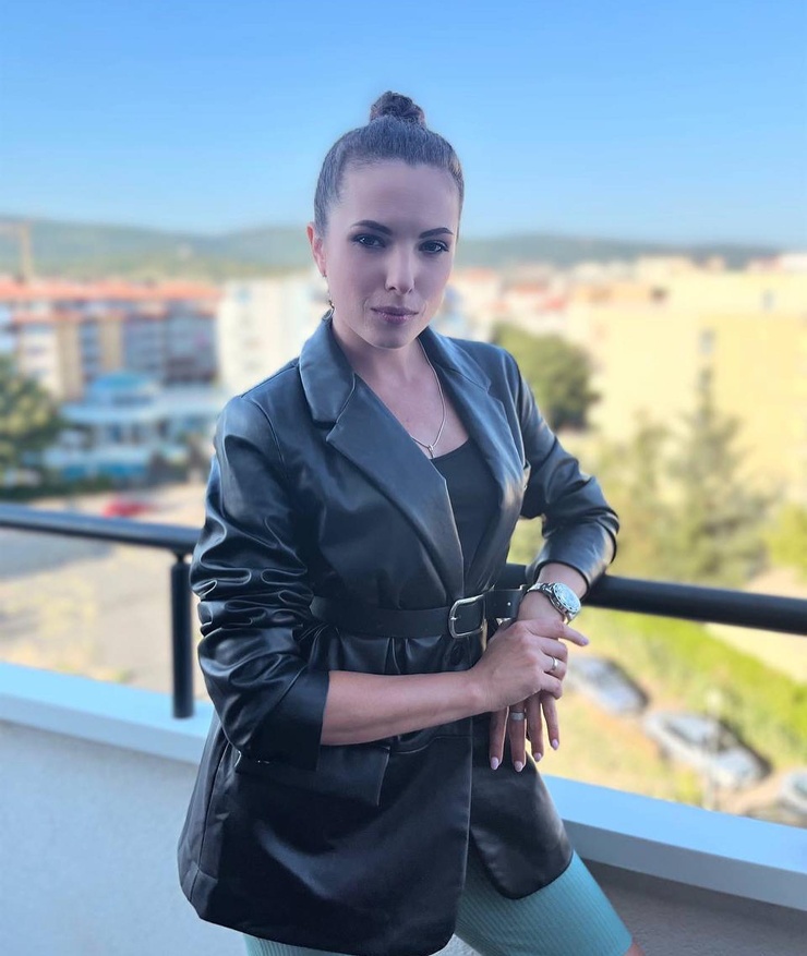 Elena Larina