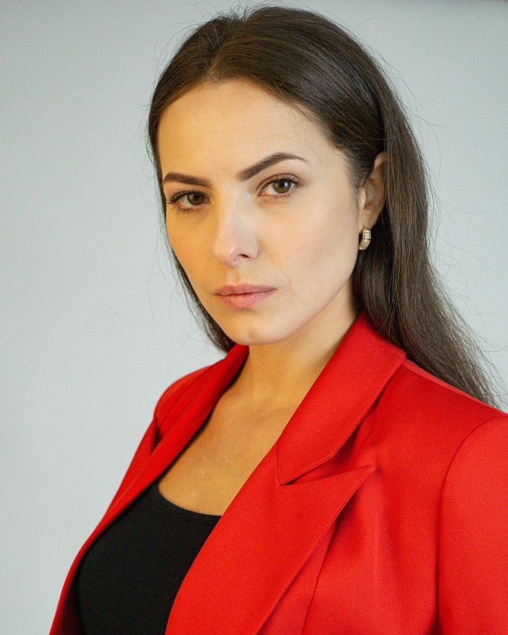 Elena Larina
