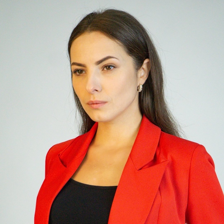Elena Larina