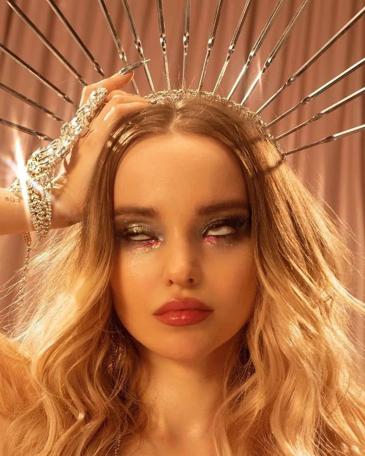 Dove Cameron