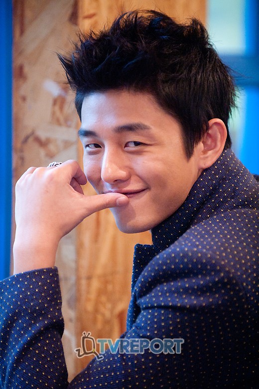 Ah In Yoo
