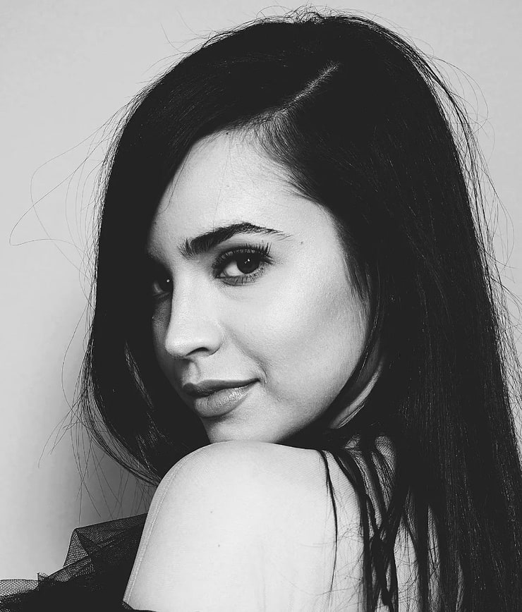 Sofia Carson