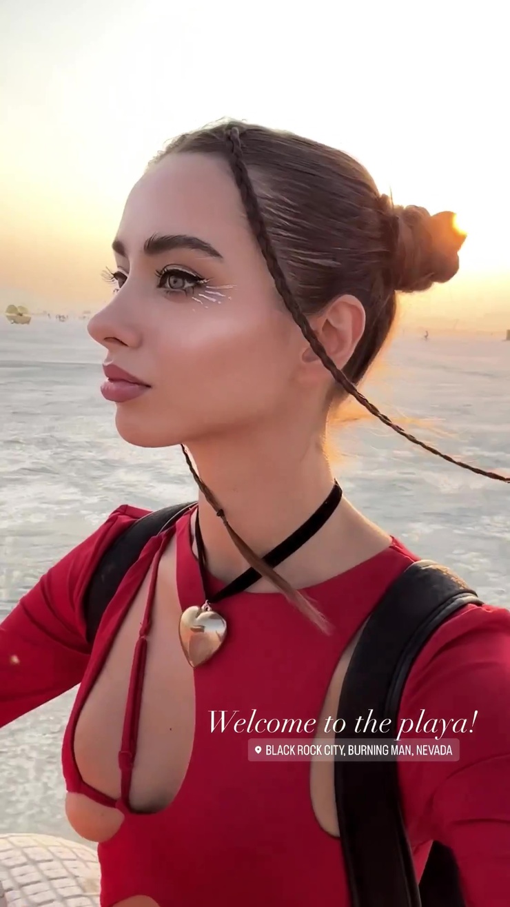 Liza Kovalenkoo Liza Kovalenkoo