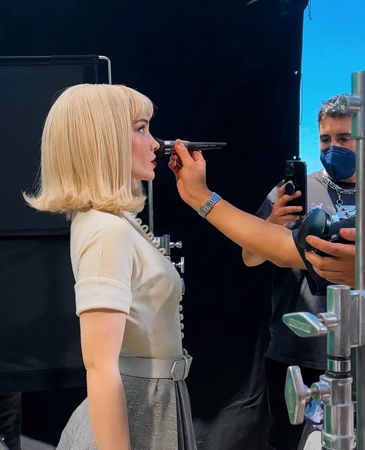Dove Cameron